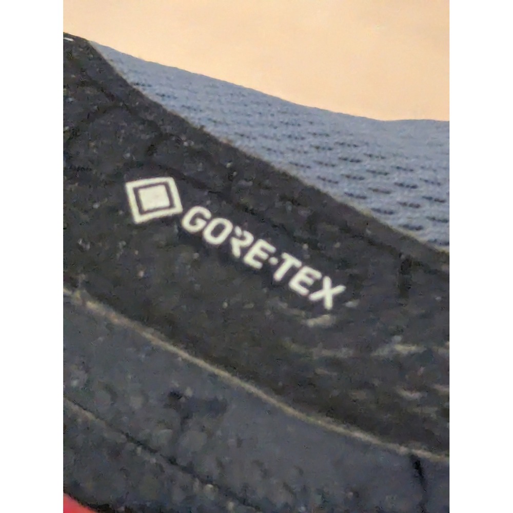 Brooks Cascadia 17 GTX Gore-Tex Trail Running Shoes Womens 8.5 Grey 1203911B460 - Picture 6 of 10